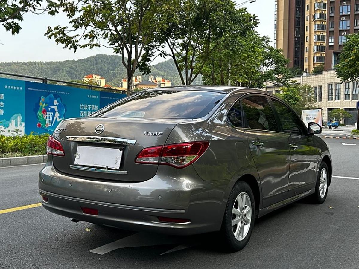 日產(chǎn) 軒逸  2012款 經(jīng)典 1.6XE 自動(dòng)舒適版圖片