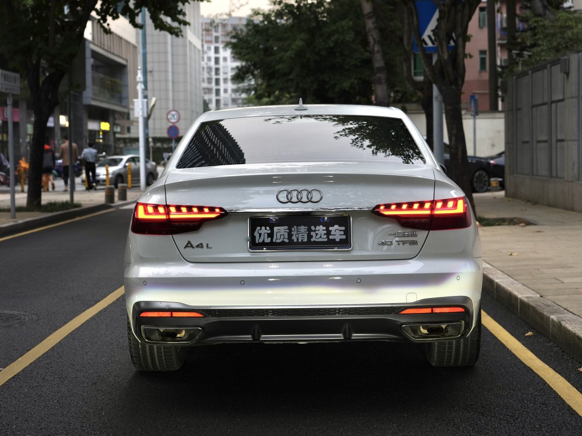 奧迪 奧迪A4L  2020款 40 TFSI 豪華動感型圖片