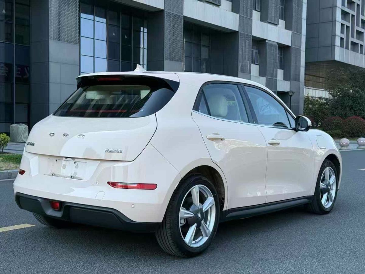 歐拉 歐拉好貓  2022款 400km標(biāo)準(zhǔn)續(xù)航 尊貴型 三元鋰圖片