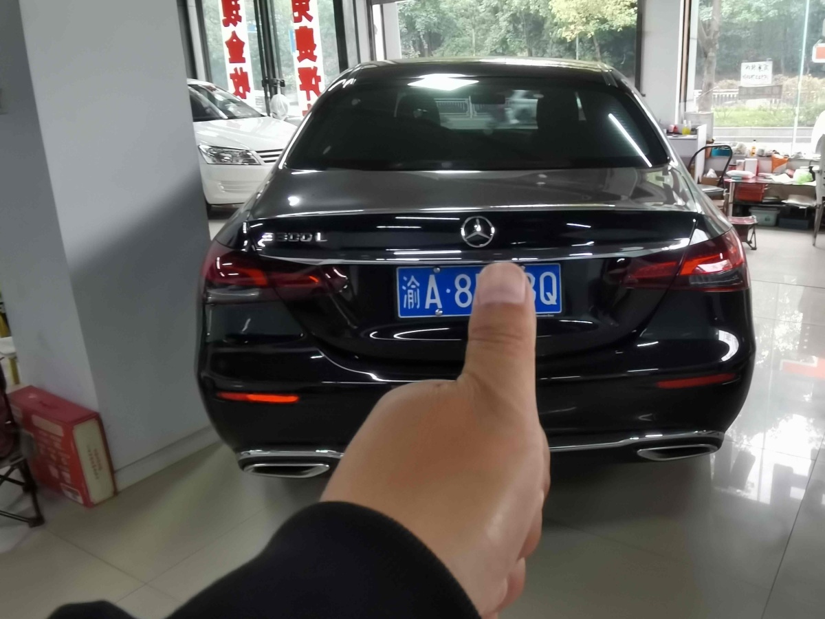 奔馳 奔馳E級  2022款 改款 E 300 L 時尚型圖片