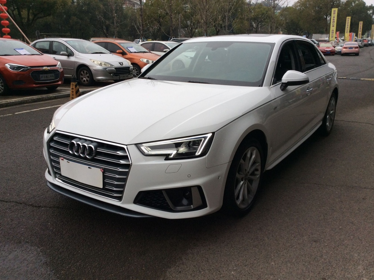 2019年12月奧迪 奧迪A4L  2019款 40 TFSI 時尚型 國V