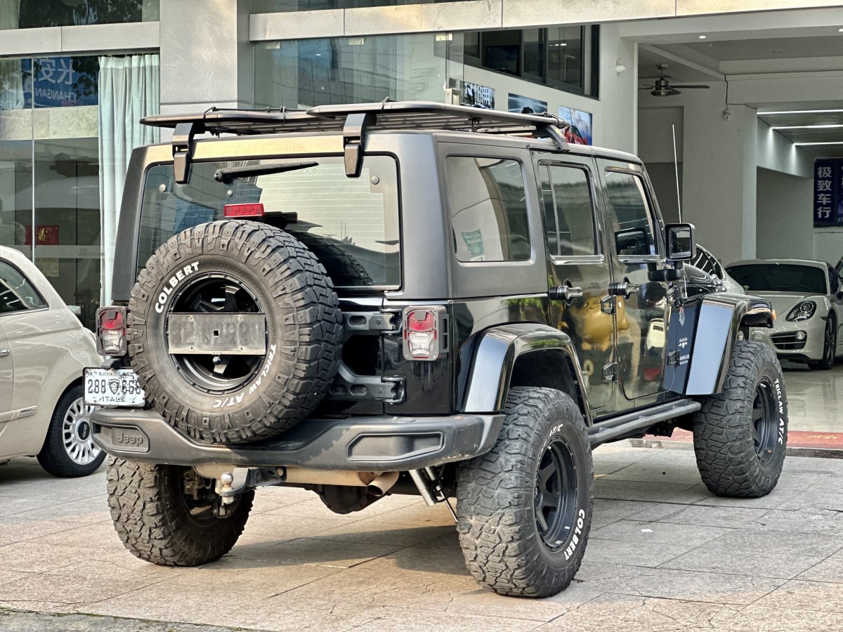 2018年4月Jeep 牧马人  2017款 3.0L Sahara 四门舒享版