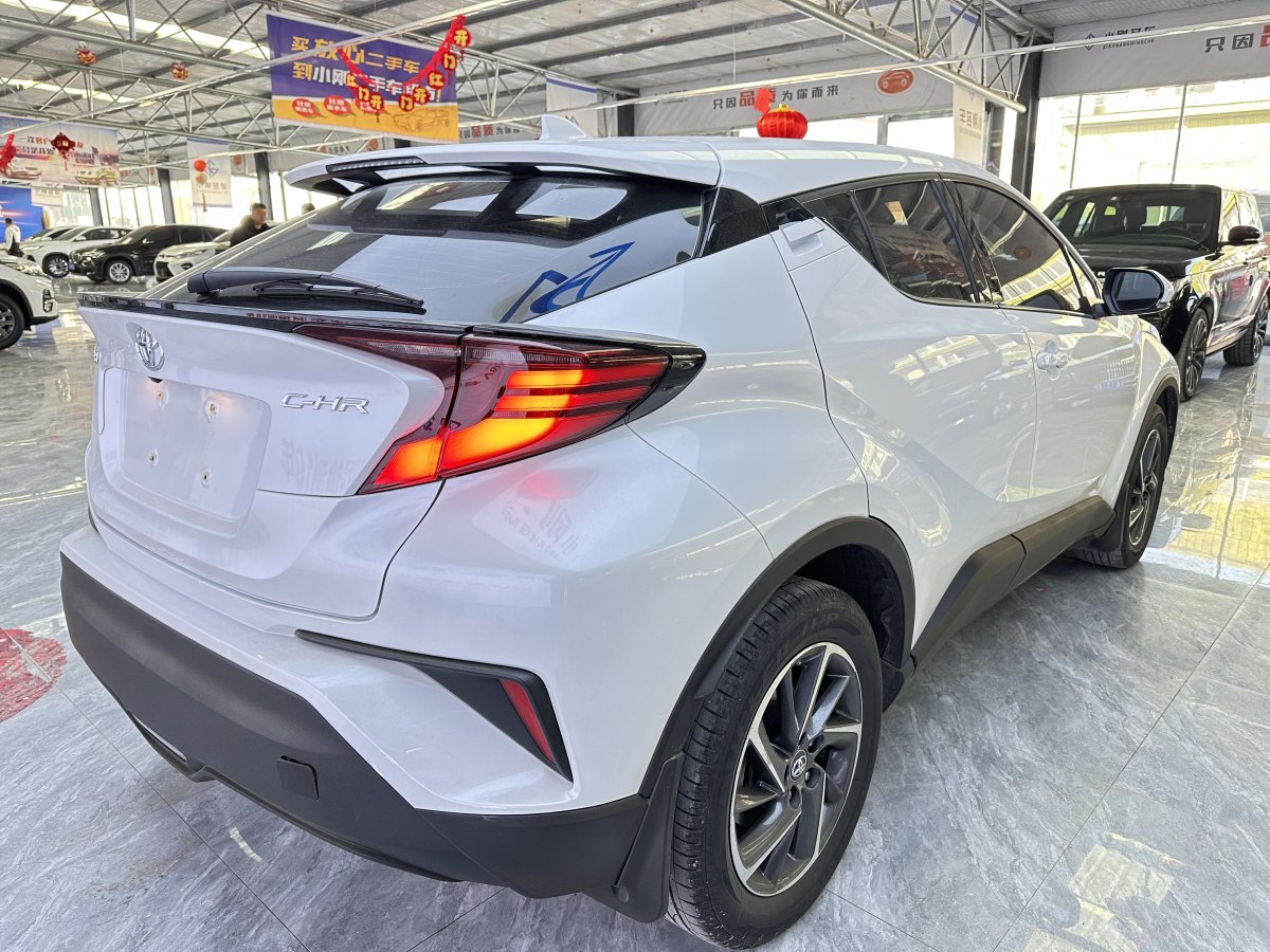 豐田 C-HR  2021款 2.0L 豪華版圖片