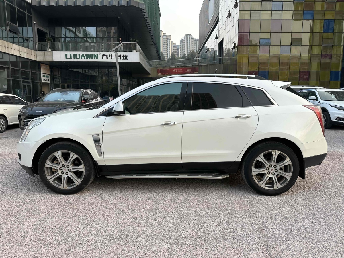 凱迪拉克 SRX  2012款 3.0L 領(lǐng)先型圖片