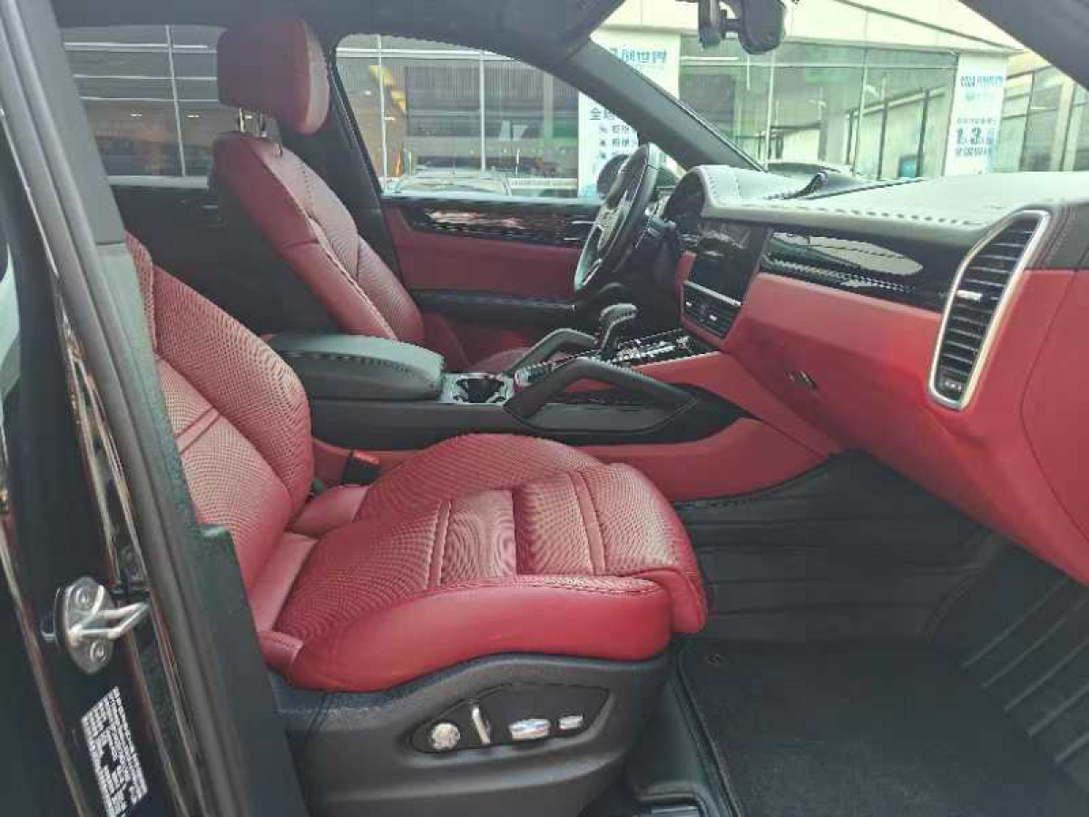保時捷 Cayenne  2022款 Cayenne 3.0T 鉑金版圖片