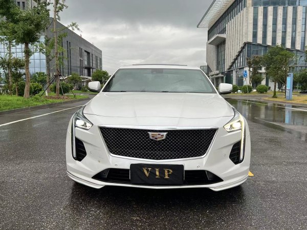 凯迪拉克 CT6  2019款 28T 豪华型