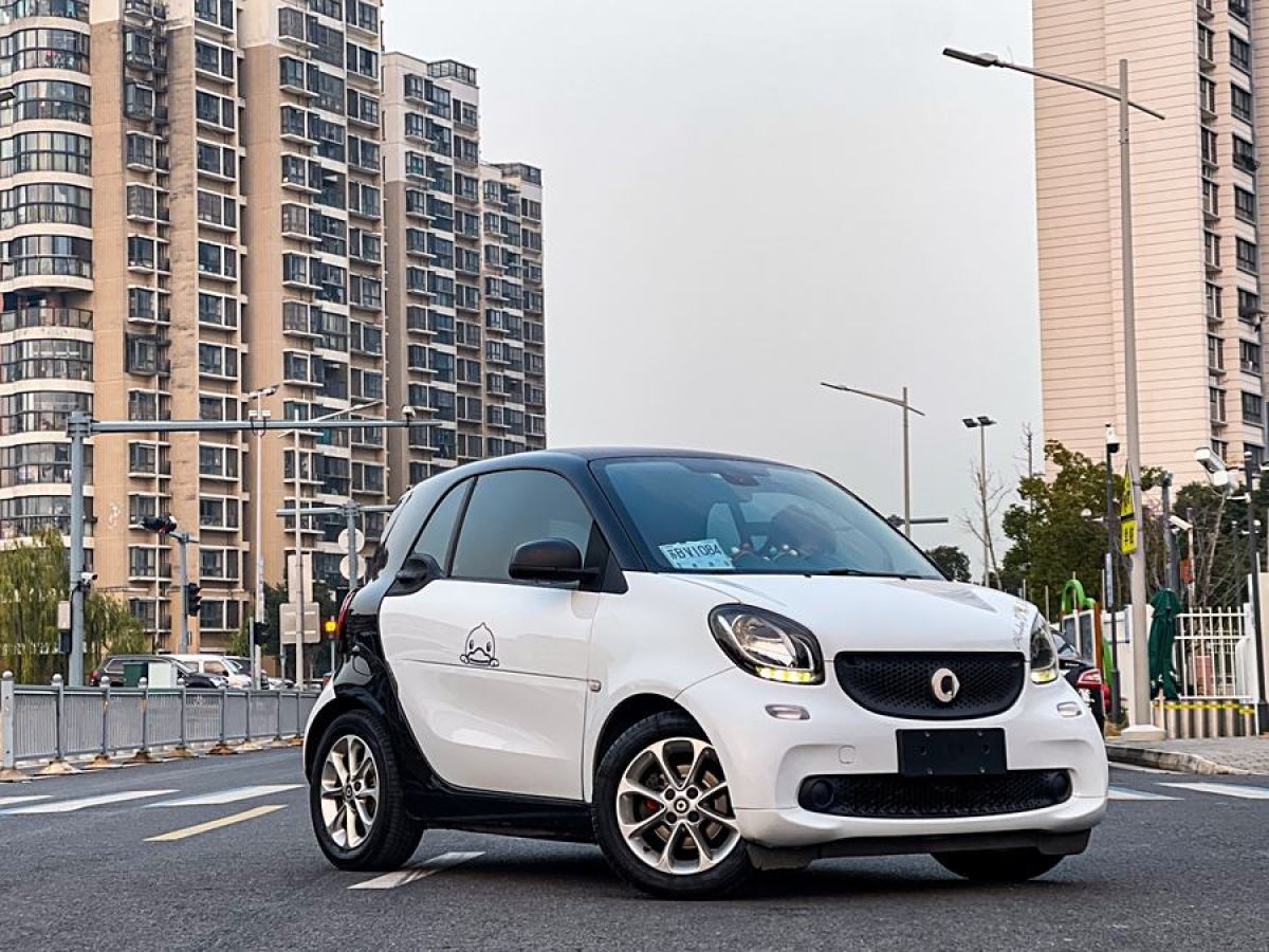 smart fortwo  2015款 1.0L 52千瓦硬頂靈動版圖片