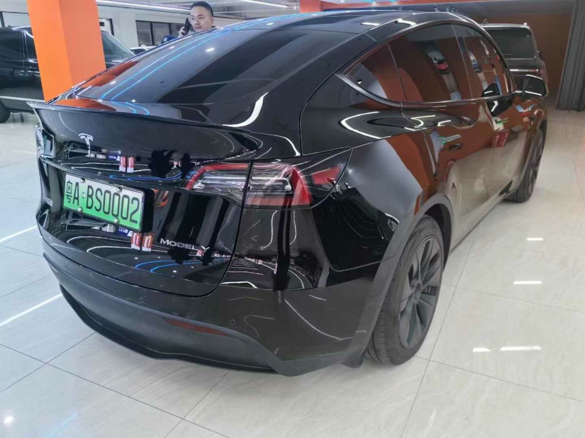 特斯拉 Model S  2023款 三電機(jī)全輪驅(qū)動 Plaid版圖片