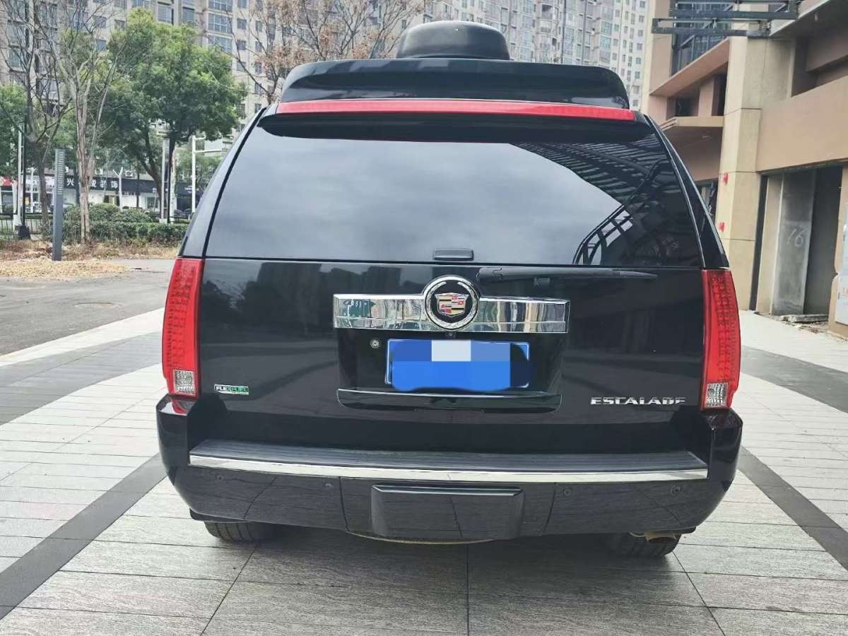 凱迪拉克 凱雷德ESCALADE  2013款 6.2L ESV鉑金版加長型圖片