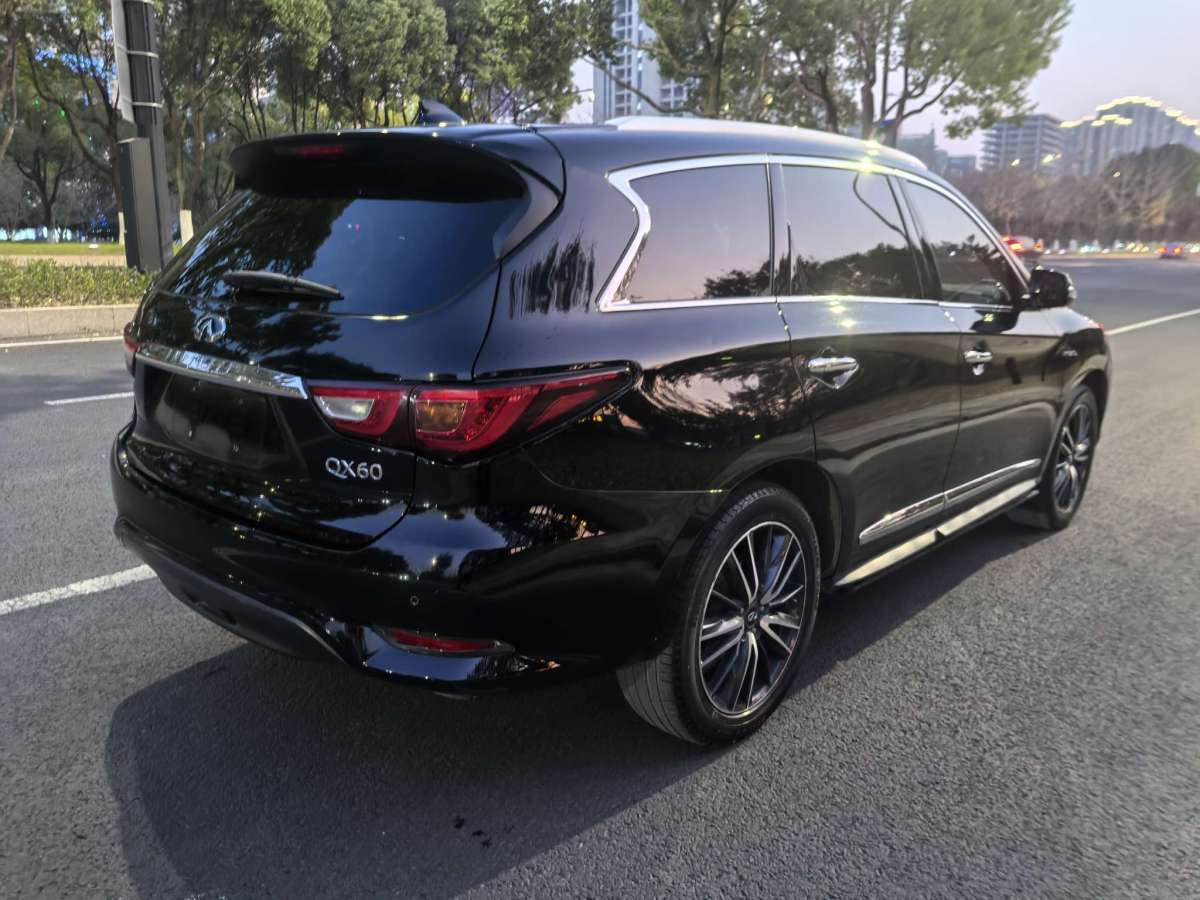 英菲尼迪 QX60  2016款 2.5T Hybrid 兩驅(qū)卓越版圖片