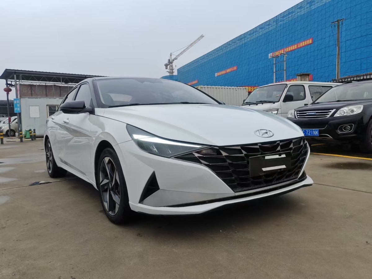 現(xiàn)代 伊蘭特  2021款 1.5L TOP旗艦版圖片