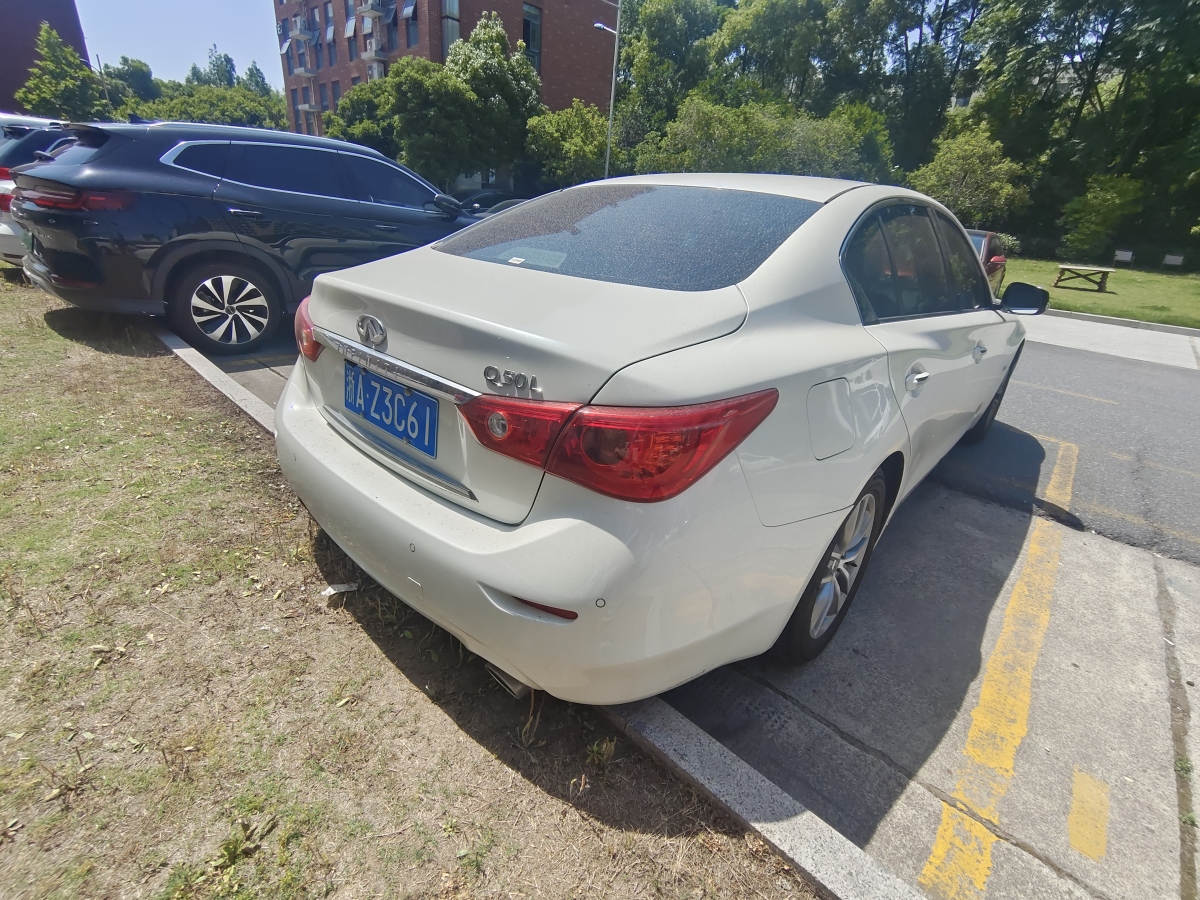 英菲尼迪 Q50L  2016款 2.0T 悅享版圖片