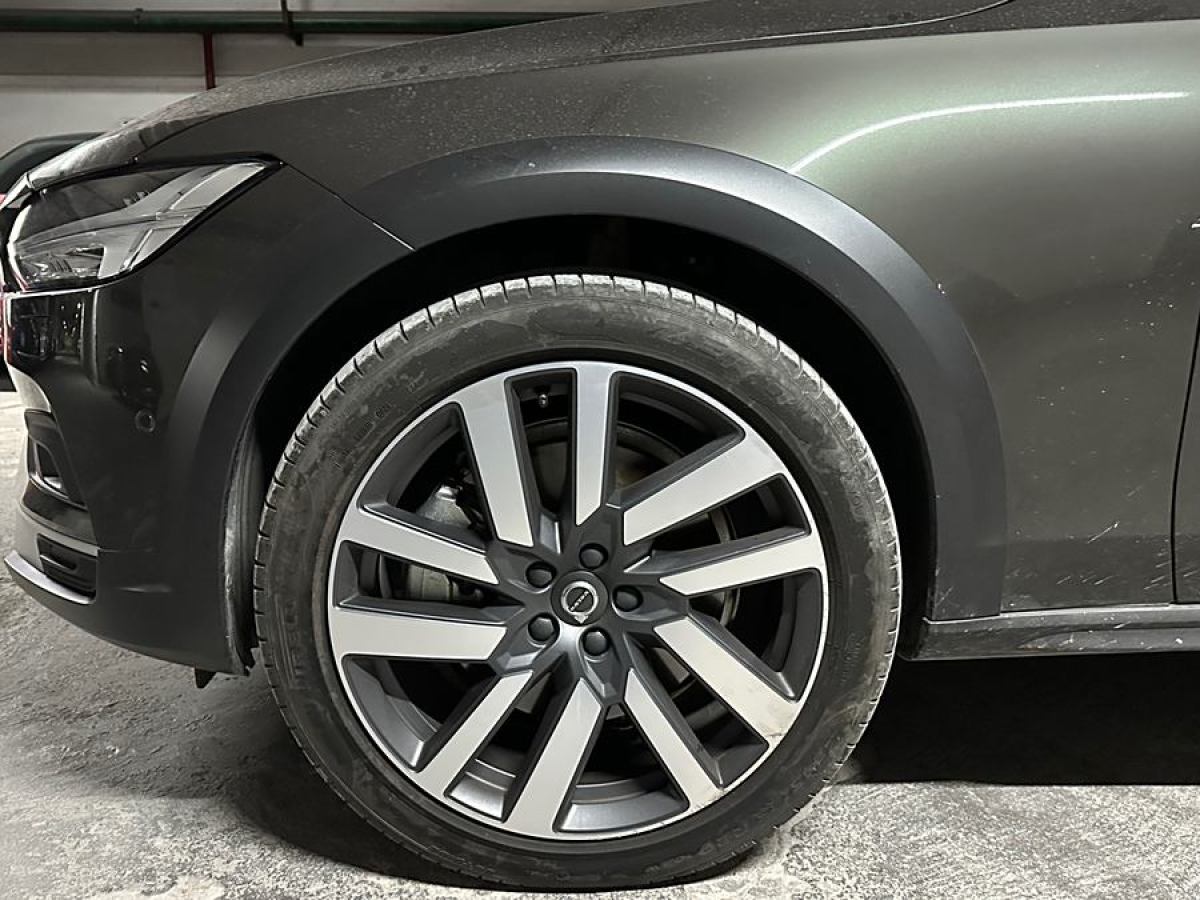 2021年10月沃爾沃 V90  2024款 Cross Country B5 AWD 智尊版