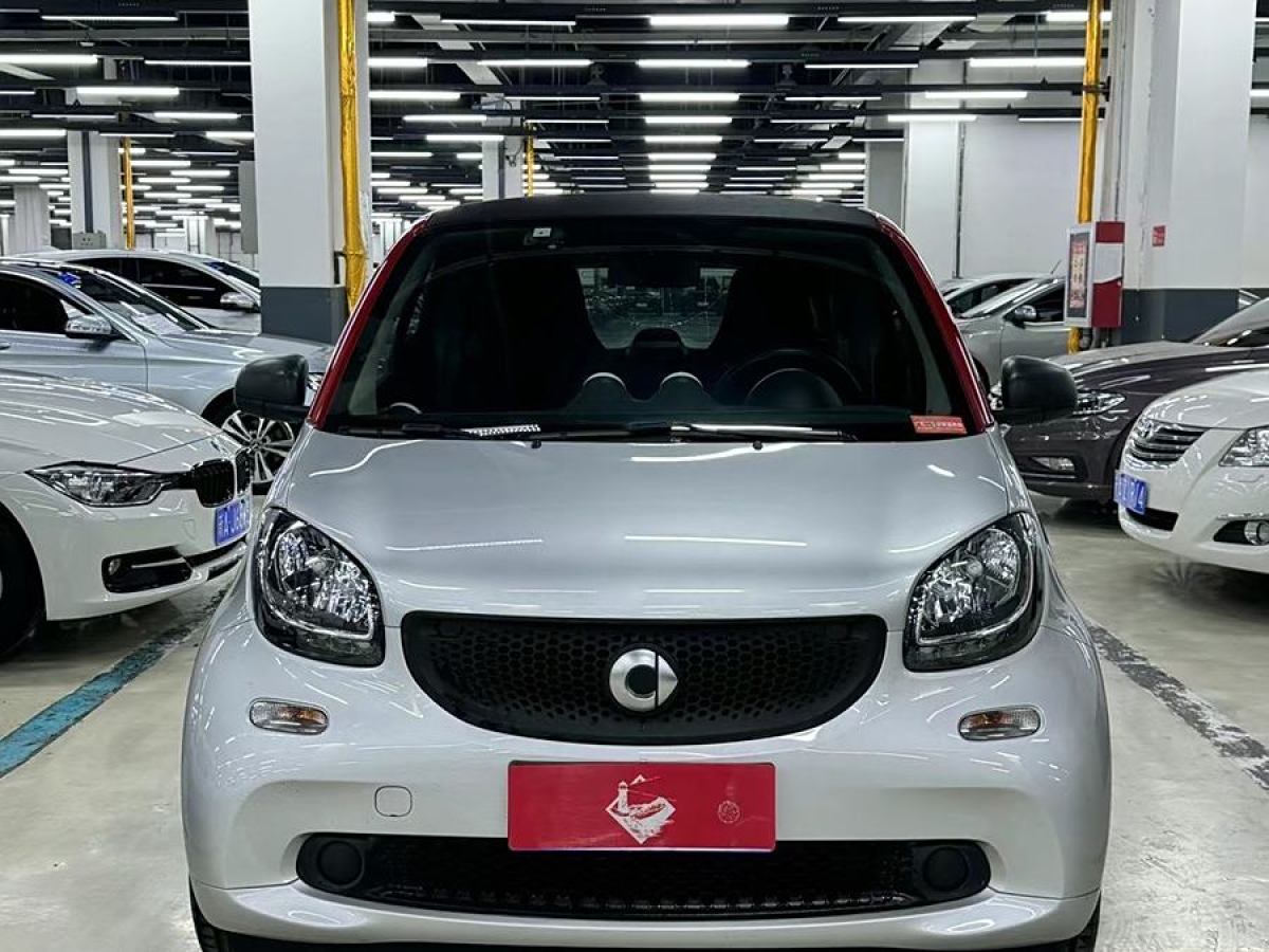 smart fortwo  2015款 1.0L 52千瓦硬頂靈動(dòng)版圖片