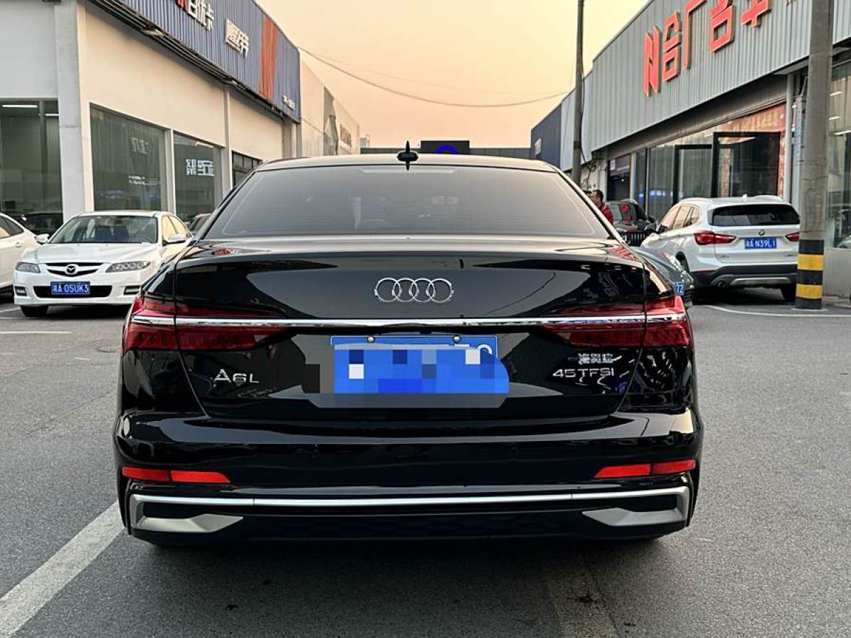 奧迪 奧迪A6L  2024款 45 TFSI 臻選動感型圖片