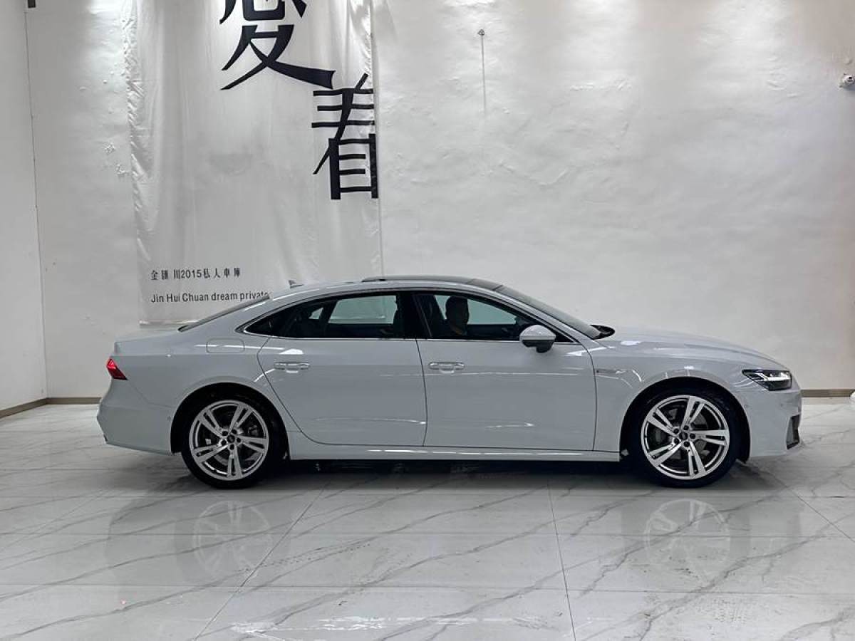 奥迪 奥迪A7L  2024款 45TFSI S-line 筑梦型 流晶套装图片