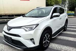 RAV4荣放 丰田 2.0L CVT两驱智尚版