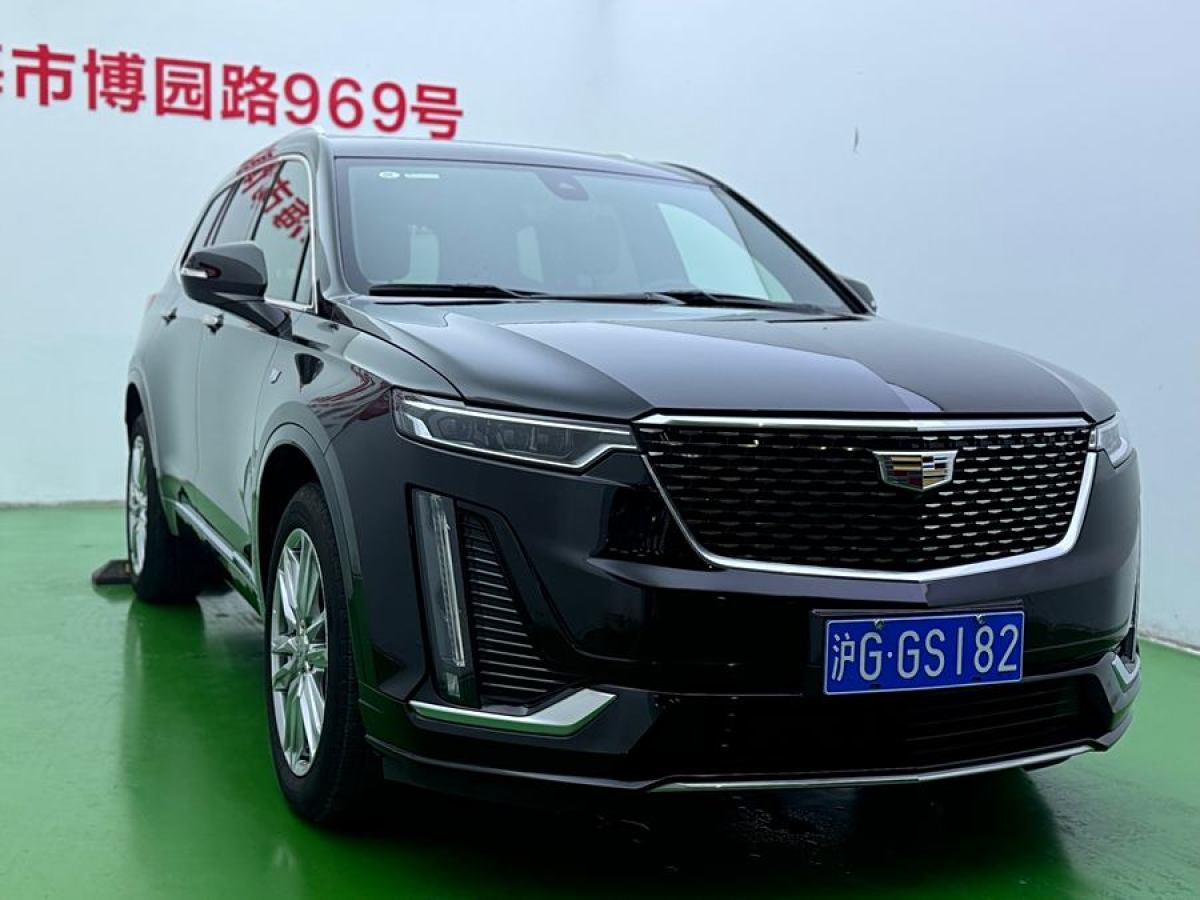 凱迪拉克 XT6  2022款 2.0T 七座四驅(qū)豪華120周年限量版圖片