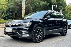 途觀L 大眾 330TSI 自動(dòng)兩驅(qū)豪華版