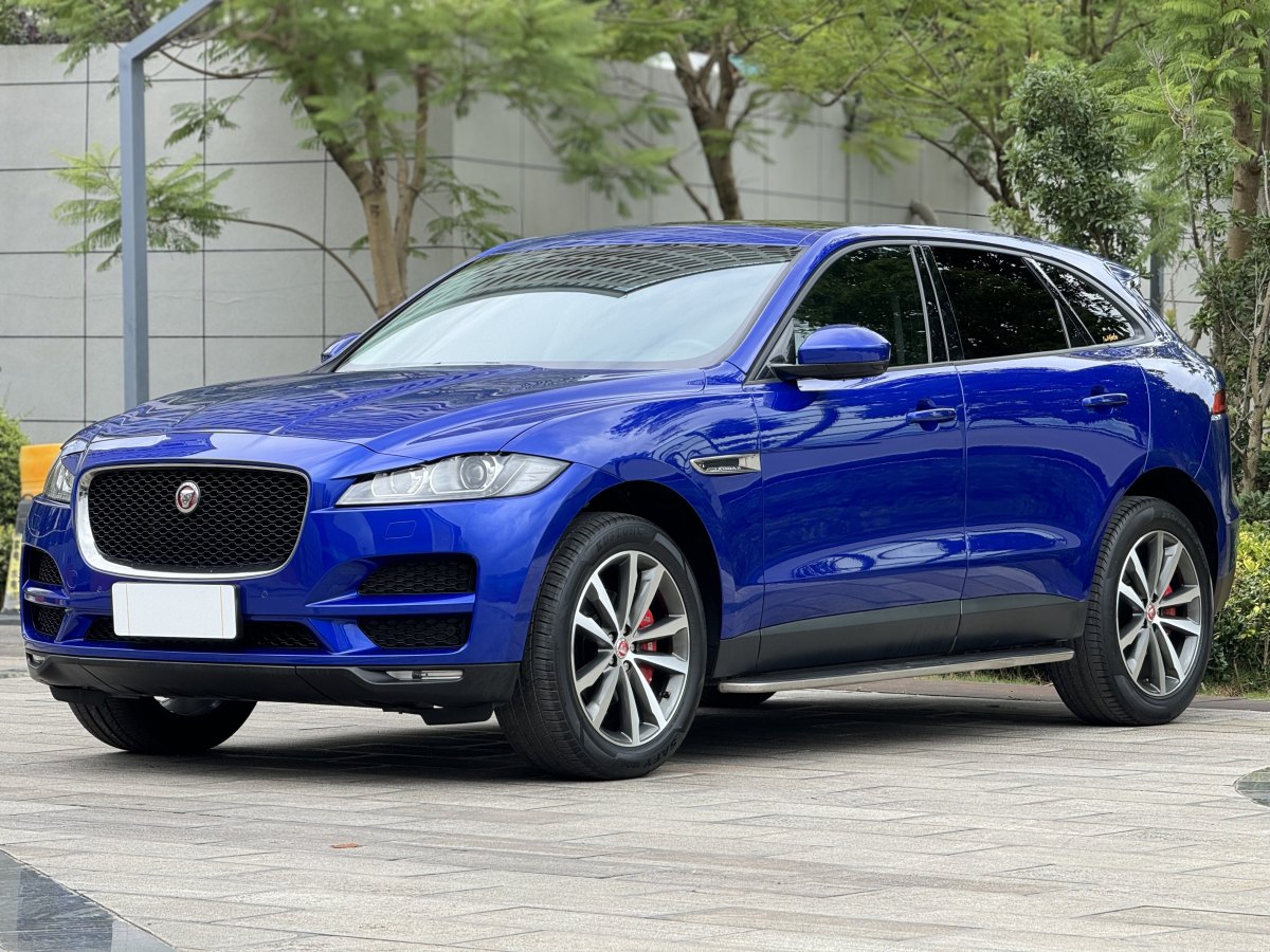 捷豹 F-PACE  2018款 2.0T 两驱都市尊享版图片