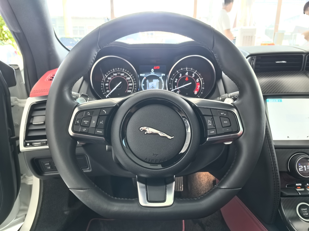 捷豹 F-TYPE  2019款 2.0T 硬頂版圖片