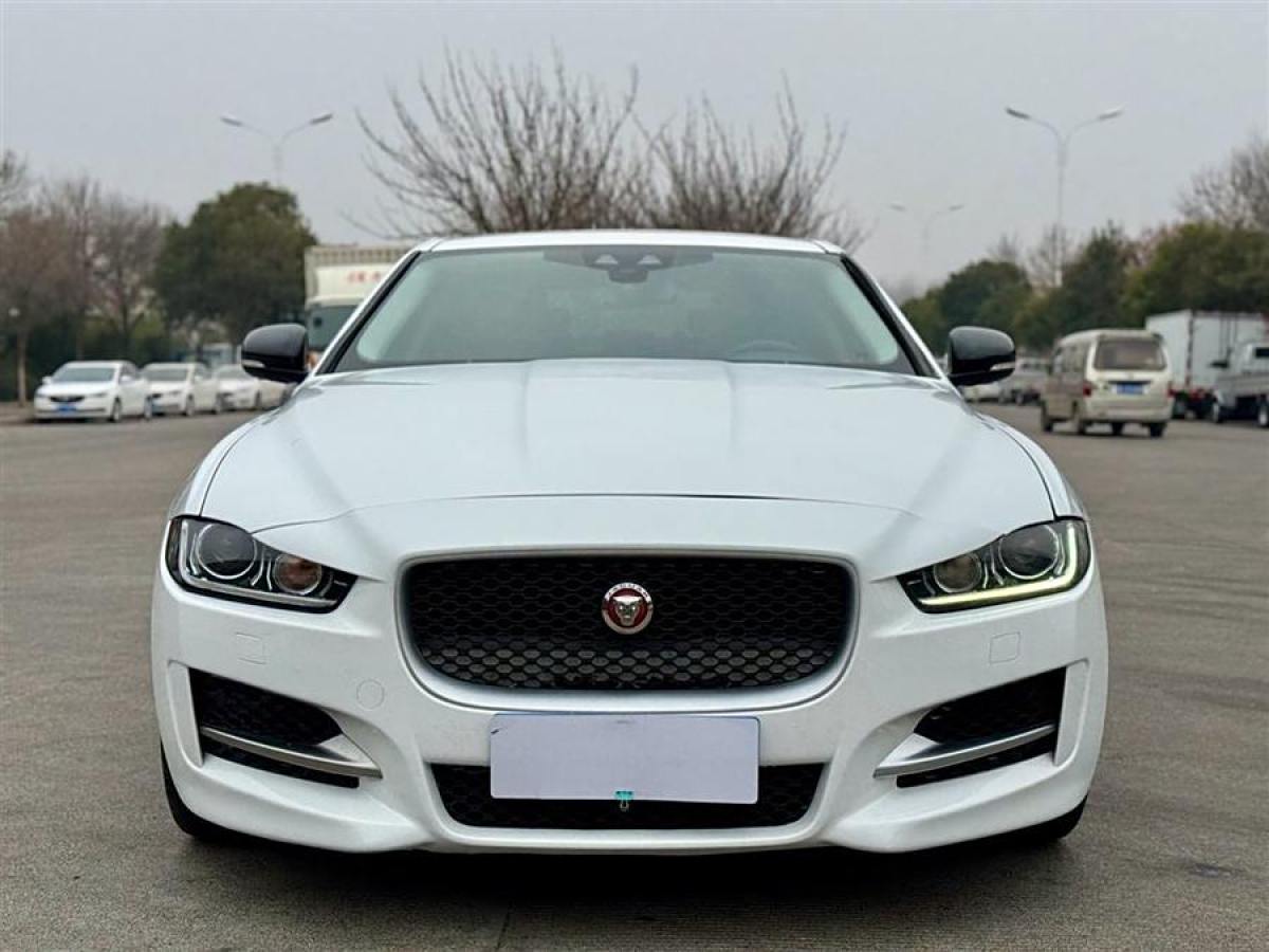 捷豹 XE  2017款 2.0T 200PS R-Sport圖片