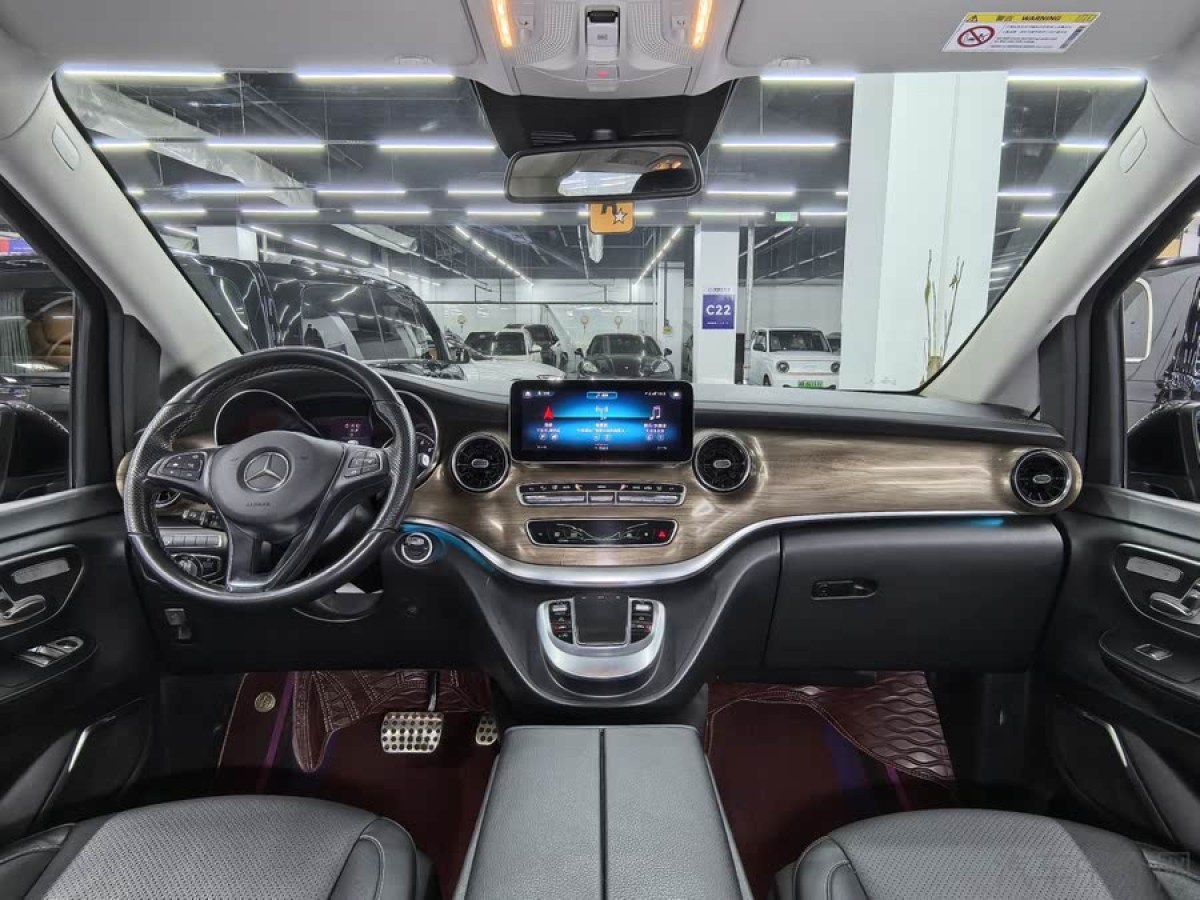 奔馳 V級  2021款 V 260 L 長軸距尊貴版圖片