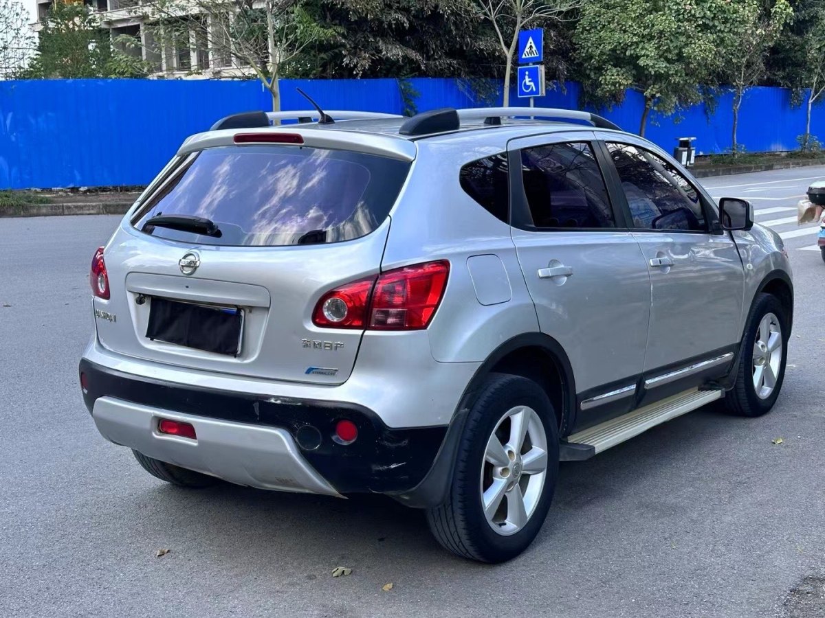 日產(chǎn) 逍客  2011款 2.0XV 雷 CVT 2WD圖片