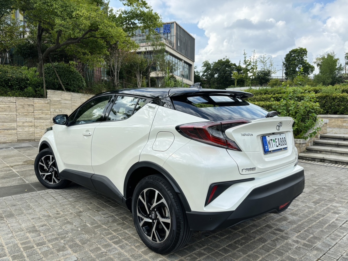 2021年4月豐田 C-HR  2020款 2.0L 豪華版