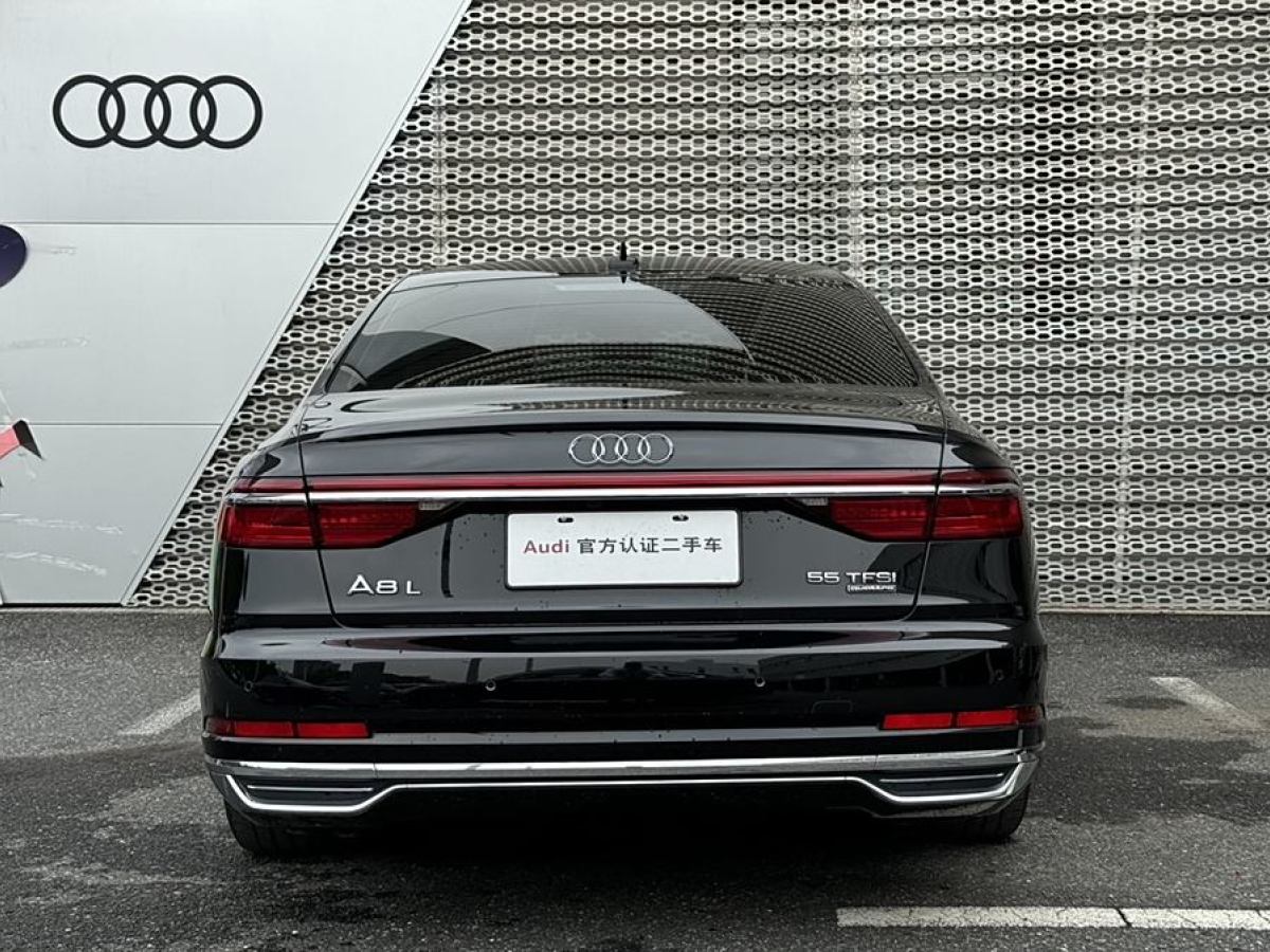 2022年3月奧迪 奧迪A8  2022款 A8L 50 TFSI quattro 舒適型典藏版