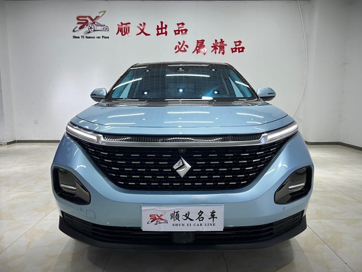 寶駿 RM-5  2019款 1.5T CVT 24小時在線尊貴型 6座圖片