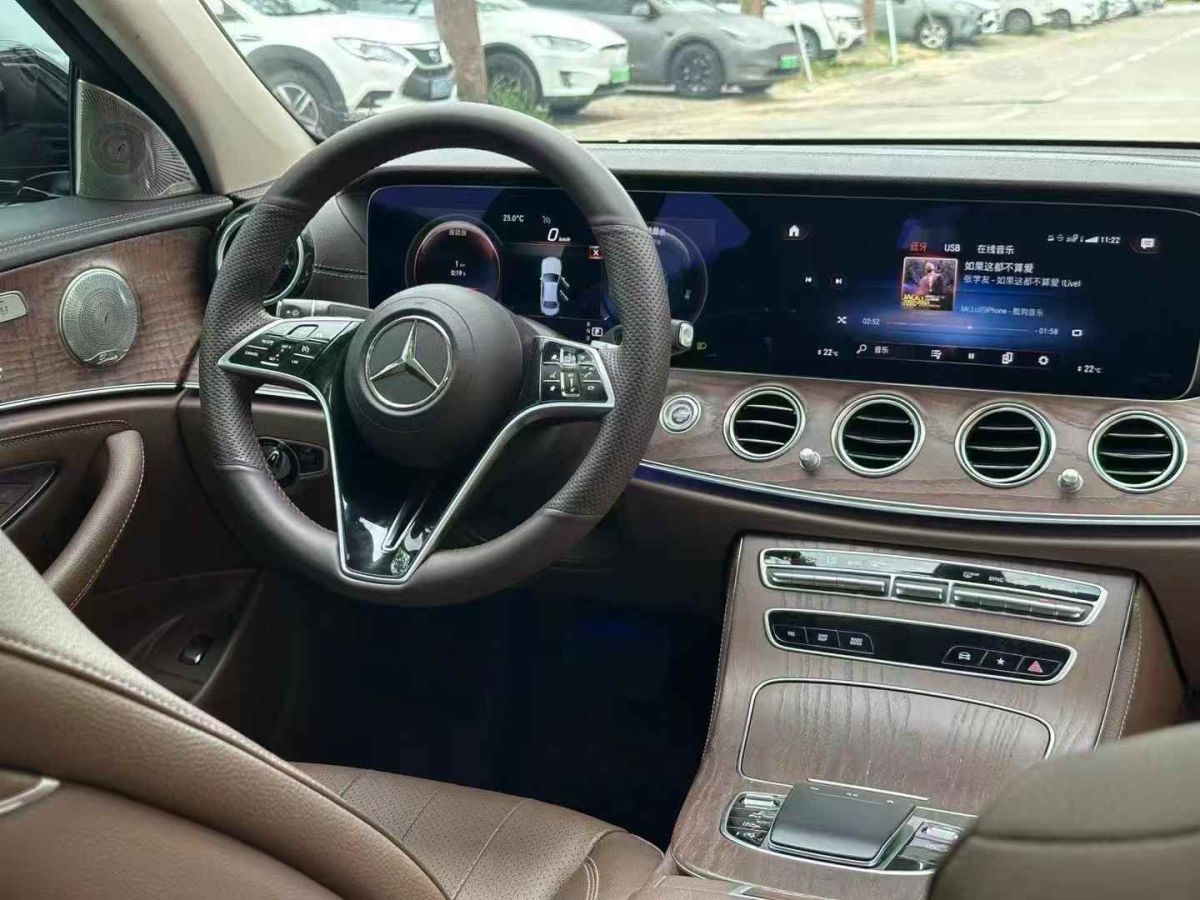 奔馳 奔馳E級  2021款 E 300 L 豪華型圖片