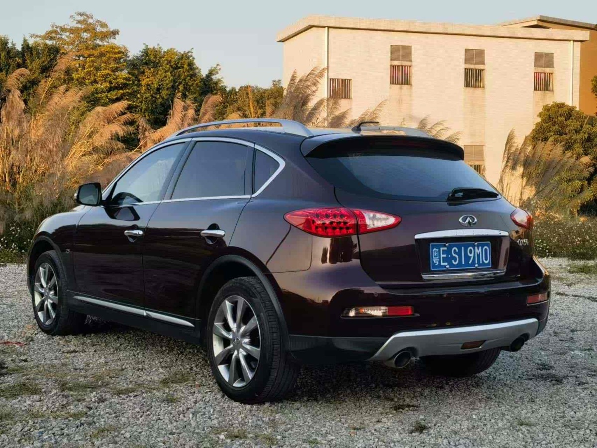 英菲尼迪 QX50  2015款 2.5L 舒適版圖片