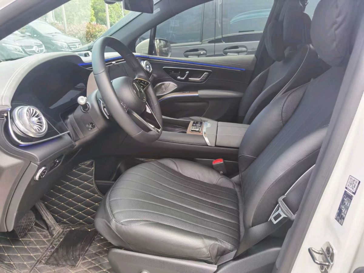 奔驰 奔驰EQS SUV  2023款 450 4MATIC 豪华版图片