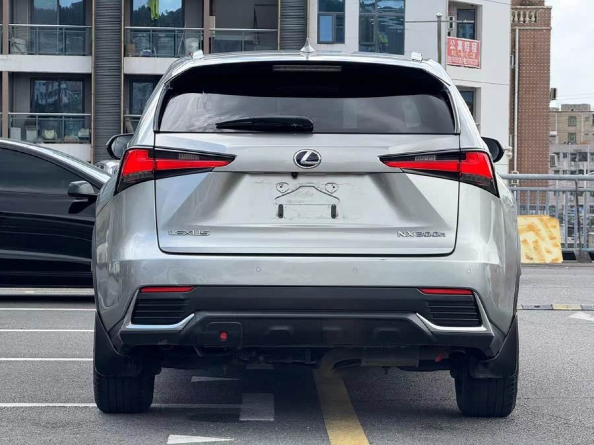 雷克薩斯 NX  2018款 300h 前驅(qū) 鋒尚版圖片