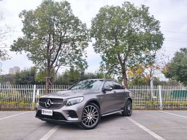 奔驰 奔驰GLC轿跑 AMG  2017款 AMG GLC 43 4MATIC 轿跑SUV