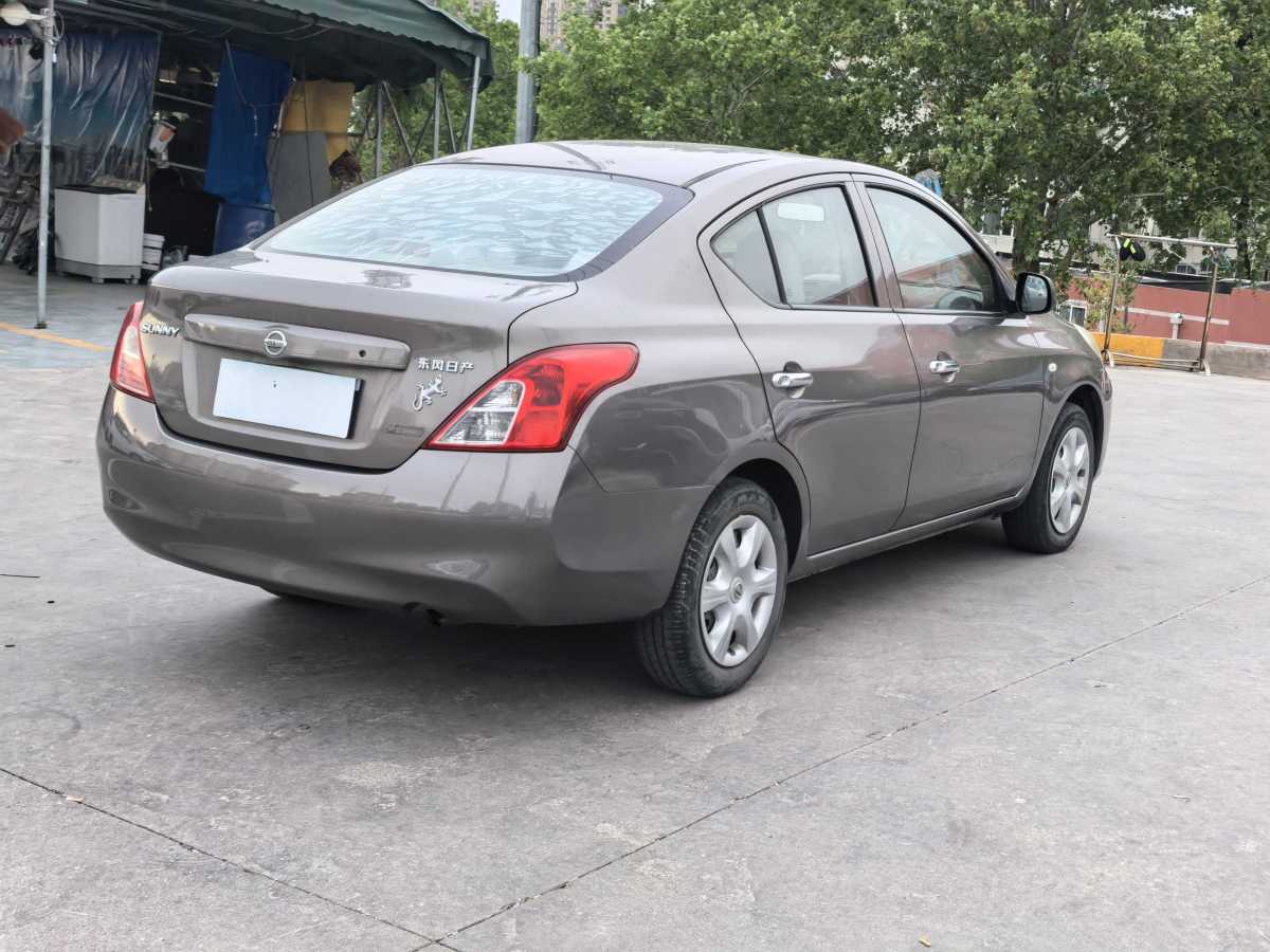 日產(chǎn) 陽光  2011款 1.5XE CVT舒適版圖片