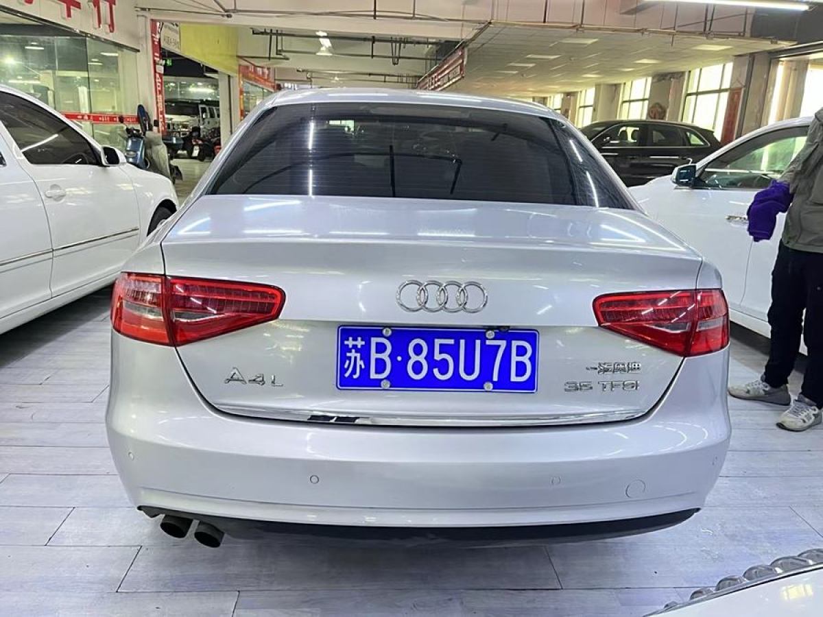 奧迪 奧迪A4L  2013款 35 TFSI 自動舒適型圖片