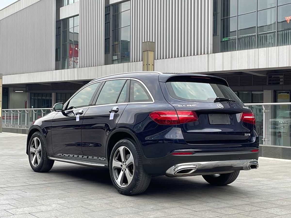 奔馳 奔馳GLC  2017款 GLC 260 4MATIC 豪華型圖片