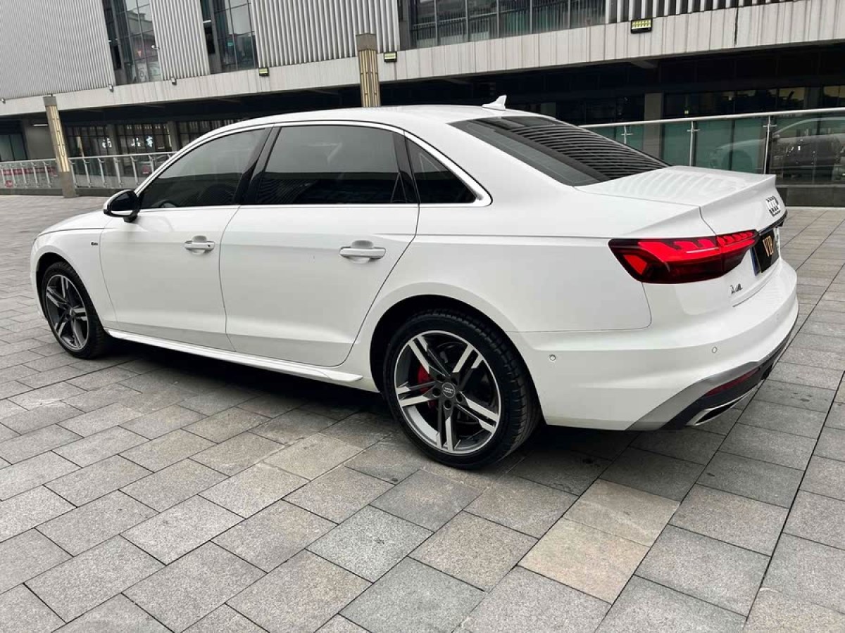 2020年11月奧迪 奧迪A4L  2020款 40 TFSI 時尚動感型