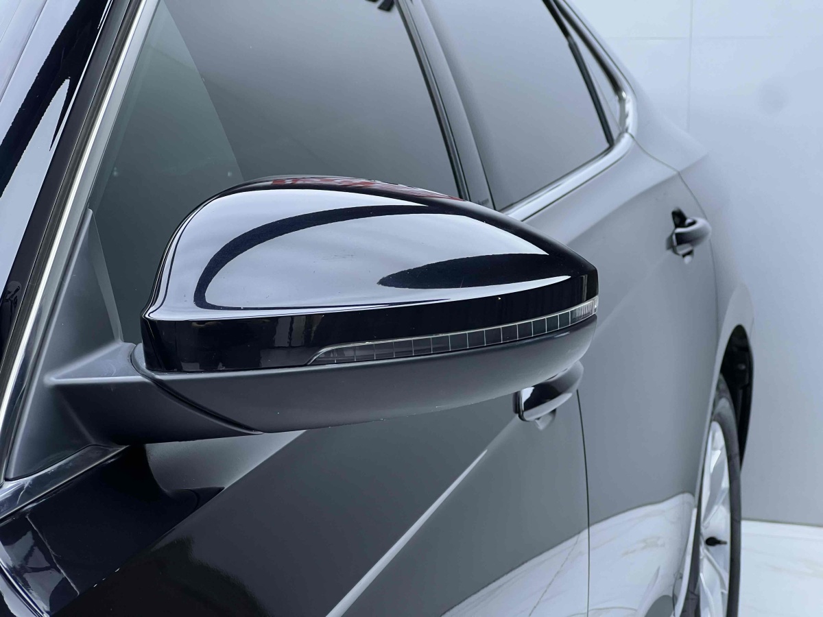 大眾 帕薩特  2022款 280TSI 商務(wù)版圖片