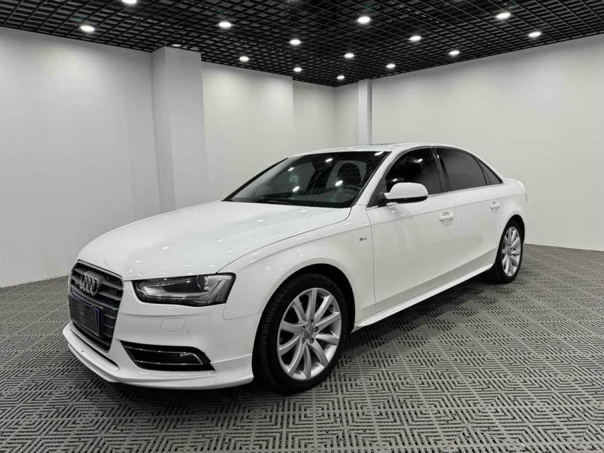奧迪 奧迪A4L  2015款 45 TFSI quattro運(yùn)動(dòng)型圖片