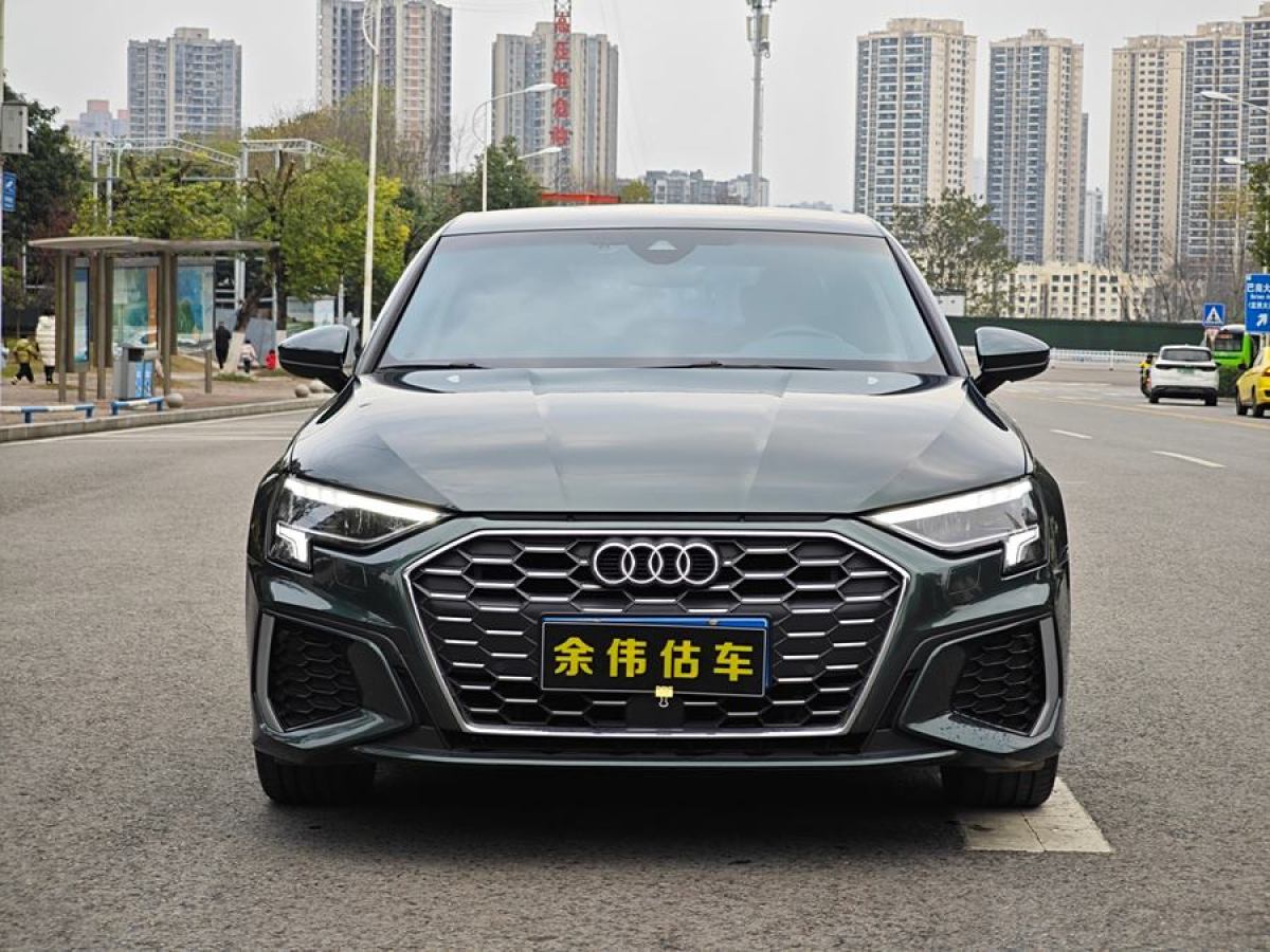 奧迪 奧迪A3  2022款 Sportback 35 TFSI 進(jìn)取運(yùn)動型圖片