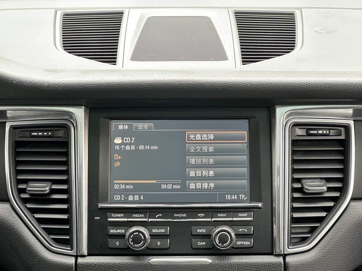 2015年6月保時捷 Macan  2014款 Macan 2.0T