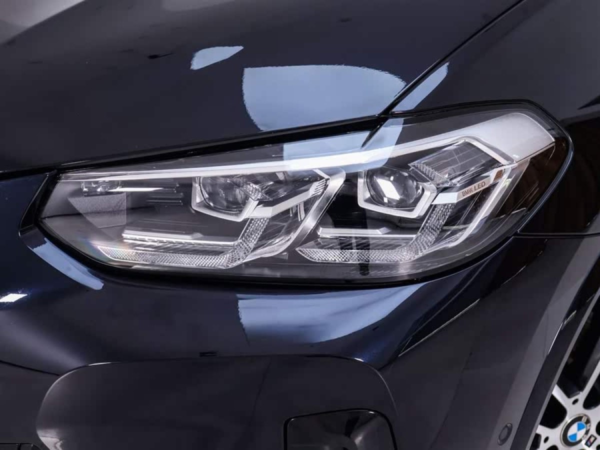 寶馬 寶馬X3  2023款 xDrive30i 領(lǐng)先型 M曜夜套裝圖片