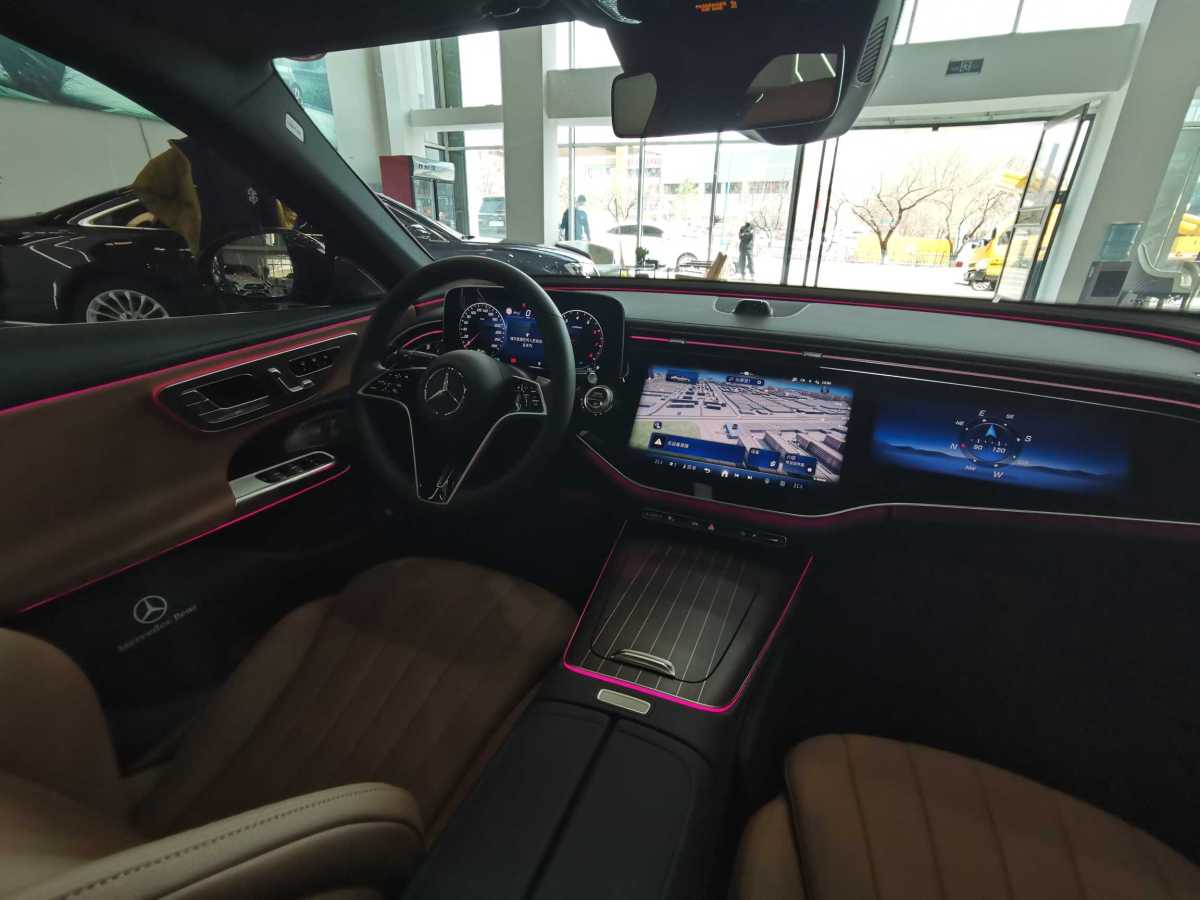 奔馳 奔馳E級  2024款 E 300 L 豪華型圖片