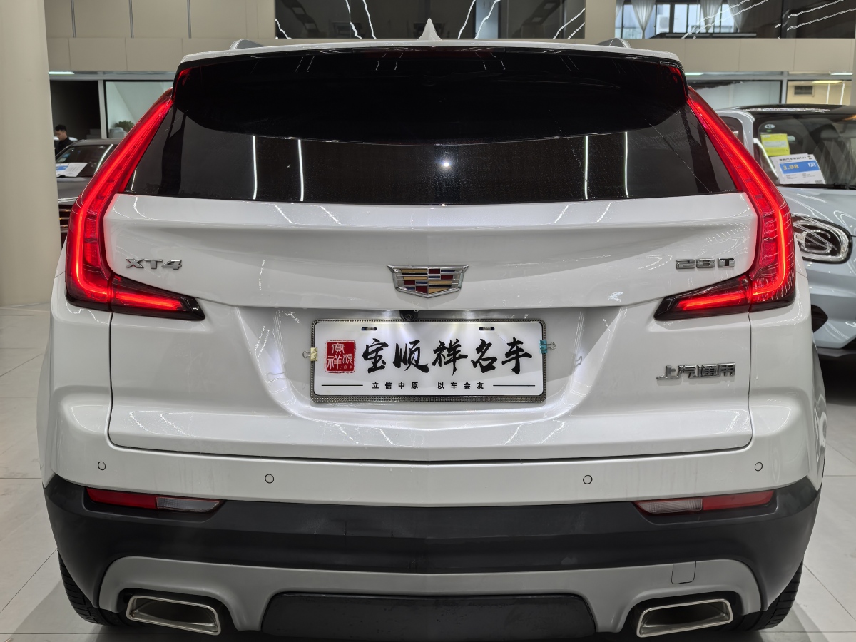 凱迪拉克 XT4  2021款 28T 兩驅(qū)領(lǐng)先型圖片