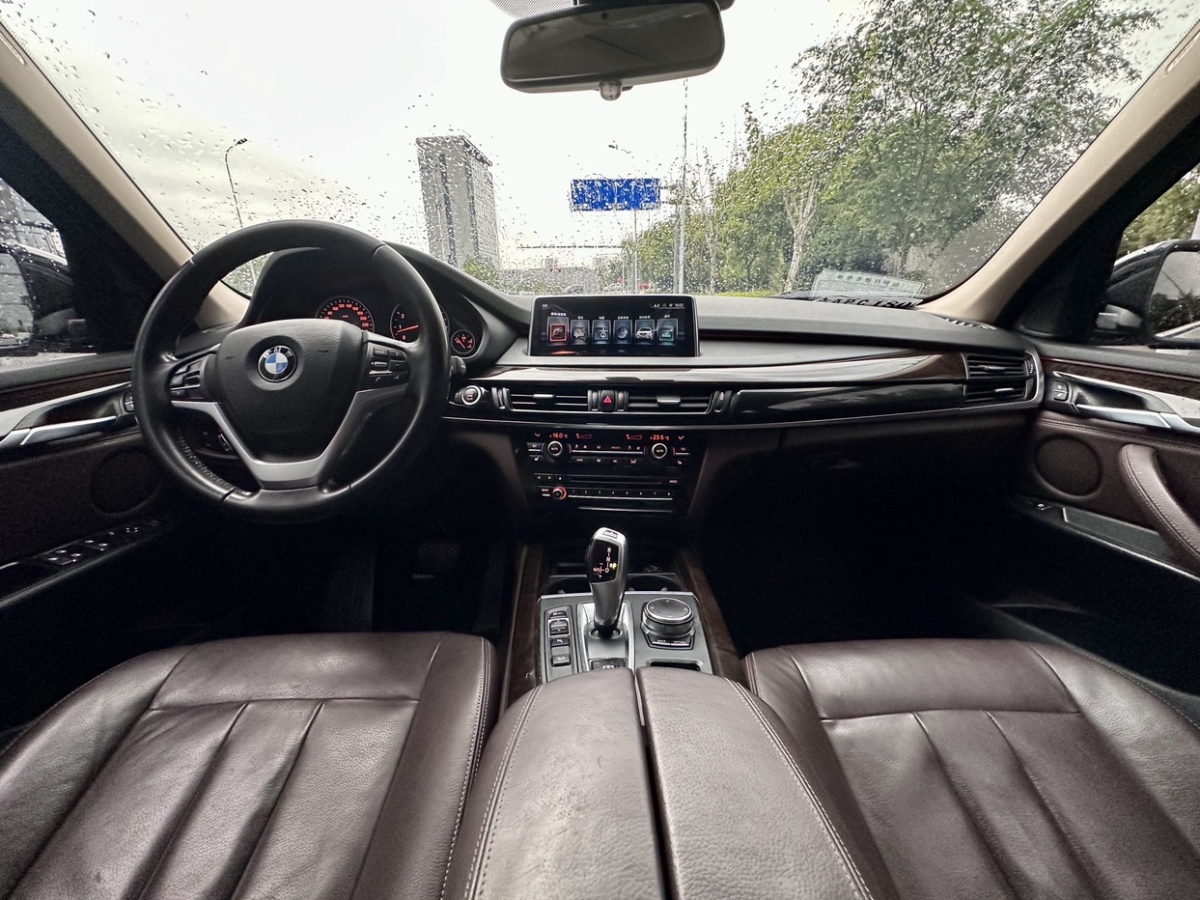 2017年8月宝马 宝马X5  2017款 xDrive35i 典雅型