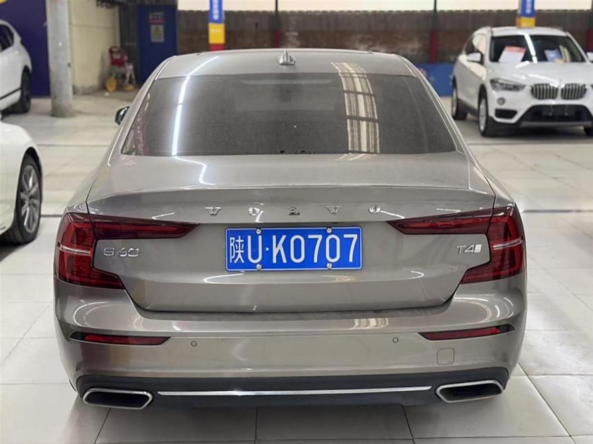 沃爾沃 S60L  2020款 T4 智逸豪華版圖片