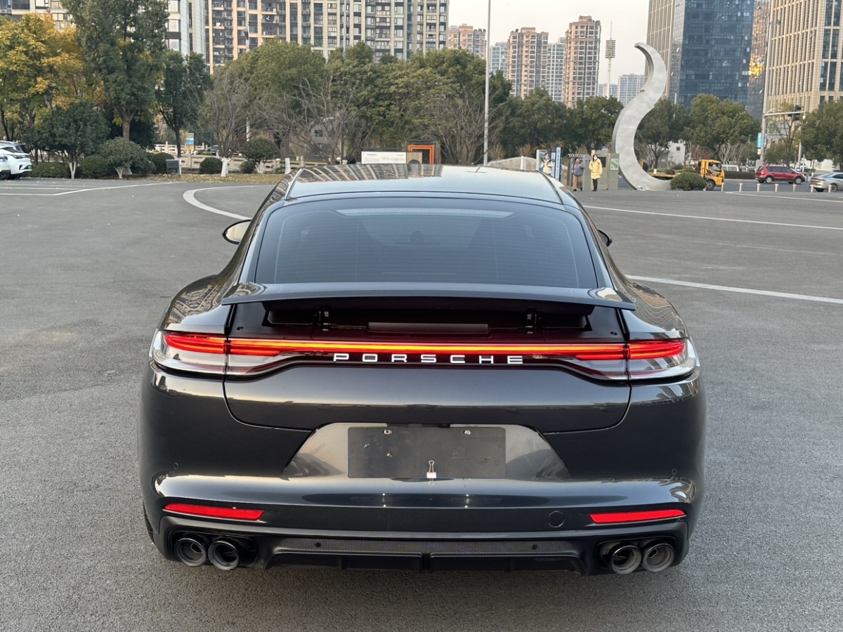 保時(shí)捷 Panamera  2023款 Panamera 行政加長版 2.9T圖片